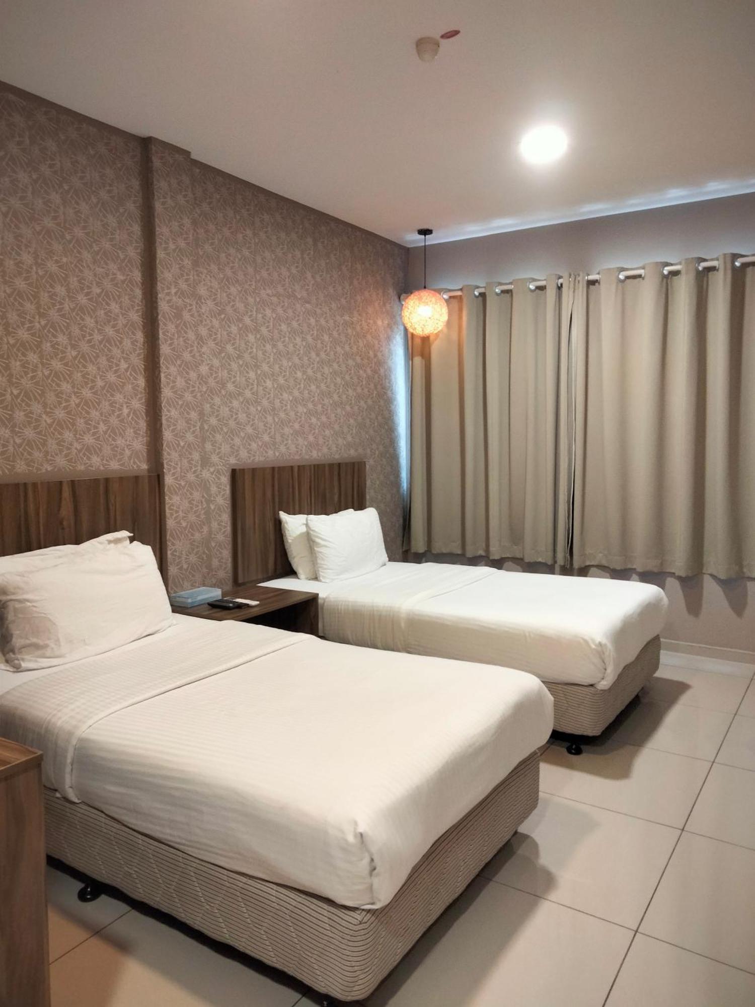 Hotel Jelai @ Raub, Pahang Ngoại thất bức ảnh